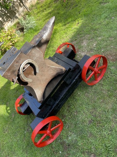 Vintage anvil and trolly - vintage,