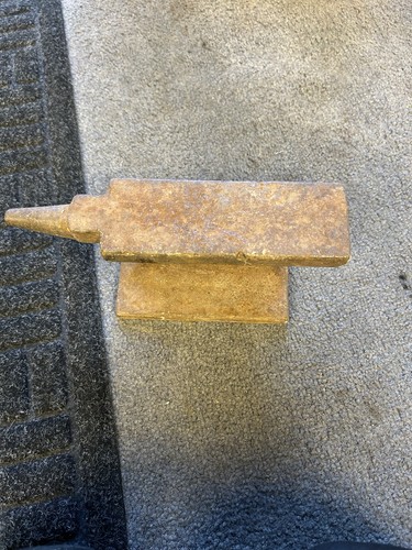 Vintage mini anvil inches - mini,