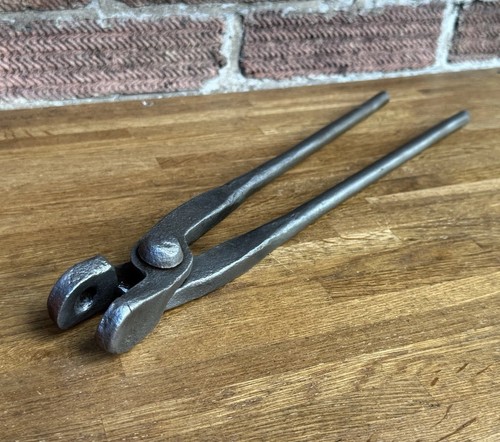 Vintage blacksmith round - vintage,