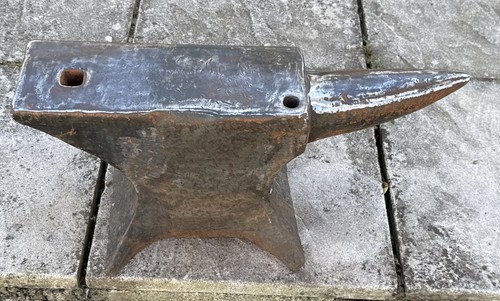 Vintage blacksmiths anvil 70kg - anvil,