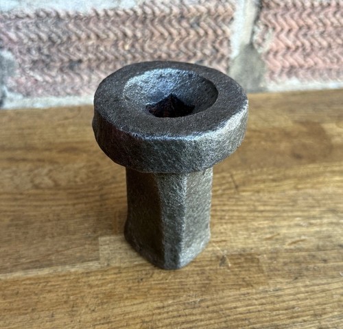 Vintage blacksmiths hardy - vintage,