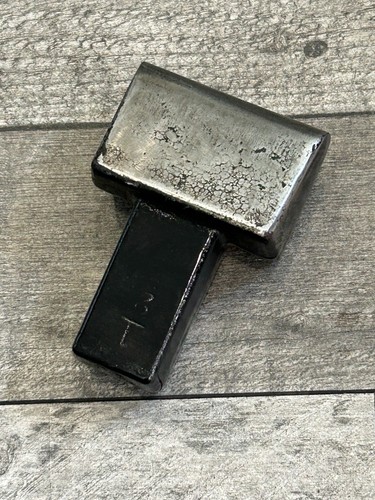 Curved vee stake anvil - vee,